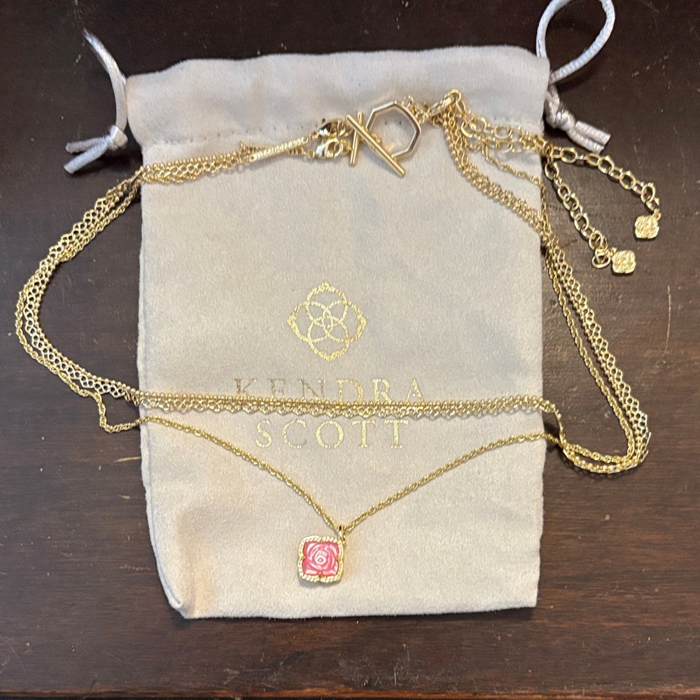 Kendra Scott Gold Necklace with Rose Pendant